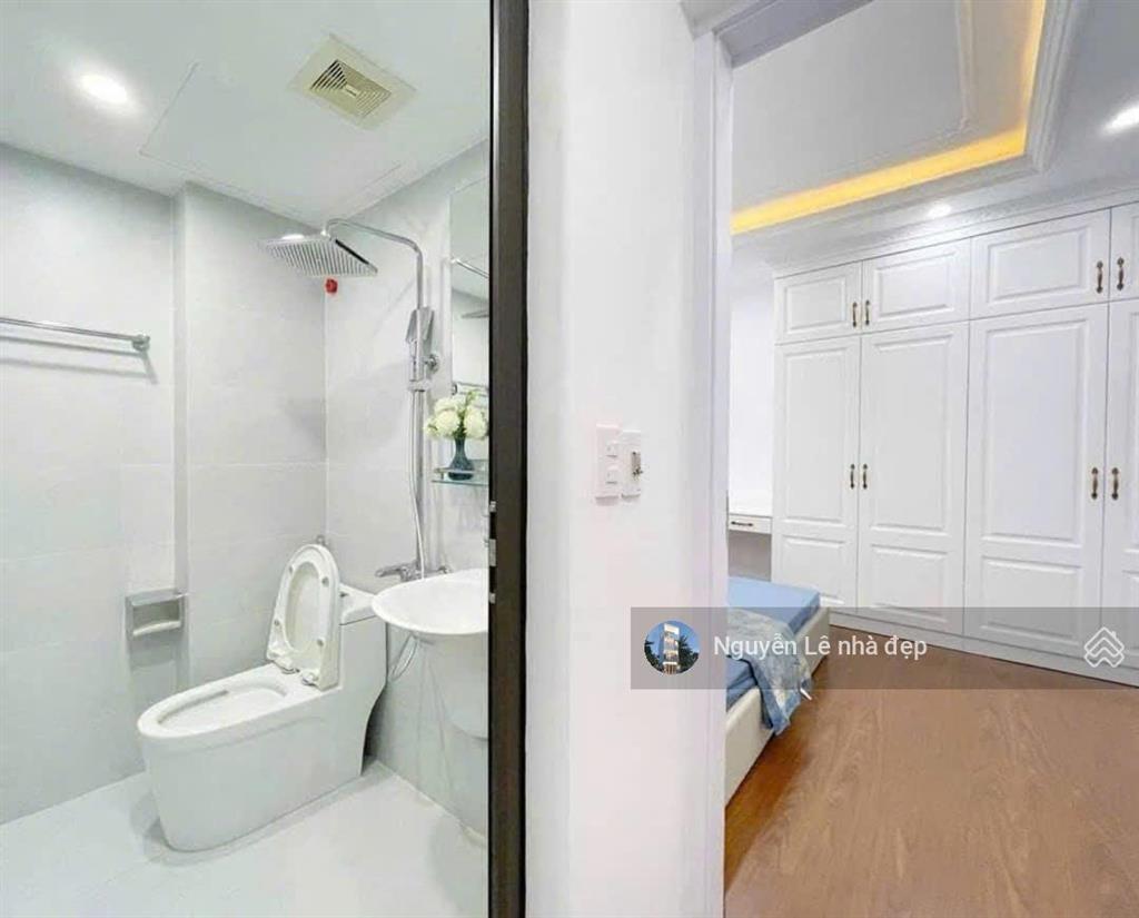 Nhà đẹp giáp nhất 5 tầng full nội thất cao cấp đang cho thuê 30tr nhỉnh 11 tỷ