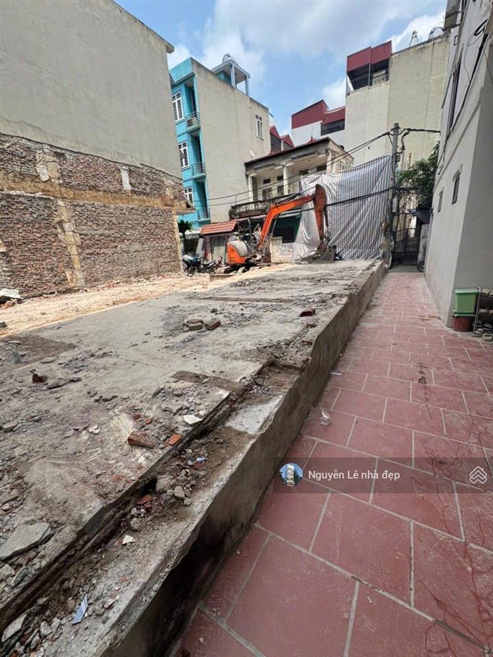 Đất đẹp ngõ 192 lê trọng tấn diện tích rộng xây ccmn/ở đều đỉnh