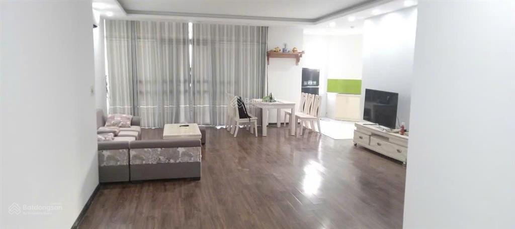 Căn hộ góc ct12 kđt văn phú  hà đông  160m2, 15 triệu