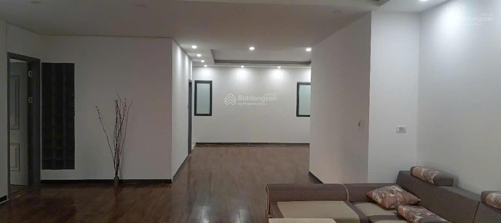 Căn hộ góc ct12 kđt văn phú  hà đông  160m2, 15 triệu