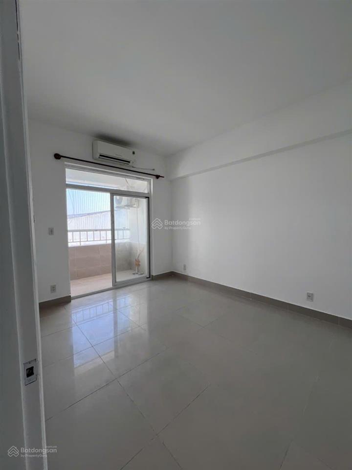 Bán căn hộ cao ốc bình minh 3pn/2wc lầu cao cạnh ga metro, ngã tư thủ đức. giá chỉ 3,8 tỷ