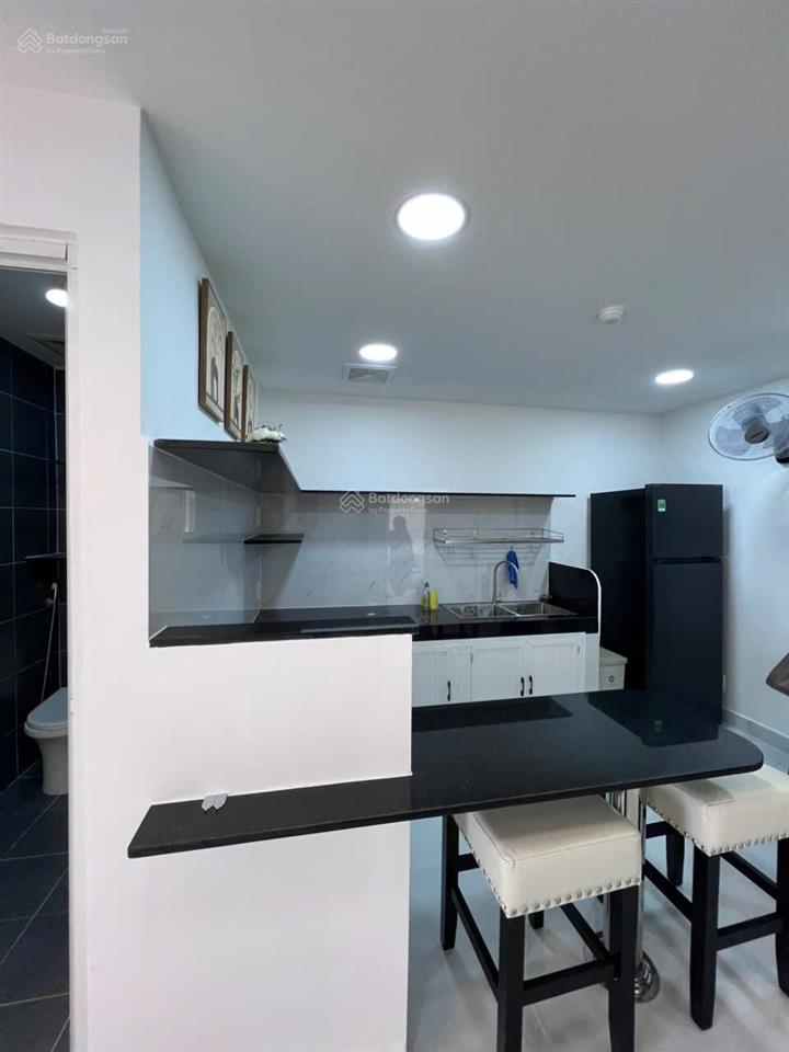 Bán căn hộ cao ốc bình minh 3pn/2wc lầu cao cạnh ga metro, ngã tư thủ đức. giá chỉ 3,8 tỷ