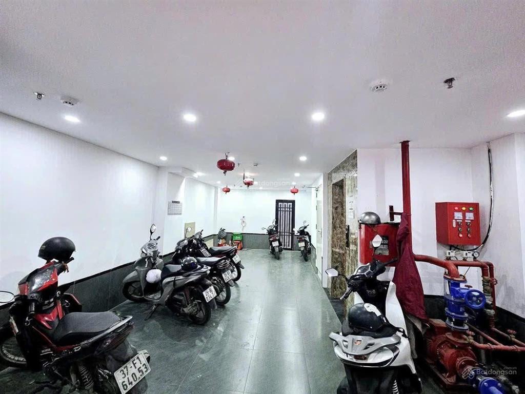 Bán tòa chung cư mini mỹ đình  81m2  16 phòng ngủ  dòng tiền 80 triệu/tháng