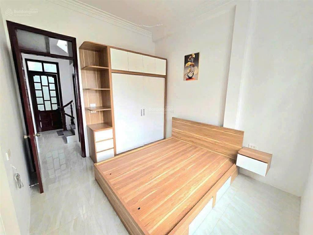 Nhà đẹp ngô quyền  trung tâm hà đông 32m  4 tầng  4 phòng ngủ  ô tô đỗ cửa