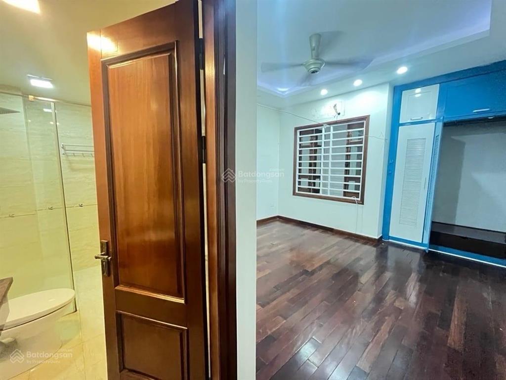 Chính chủ bán nhà f0 full nội thất giá đầu tư, phân lô vỉa hè kinh doanh kđt văn quán  0927 113 ***
