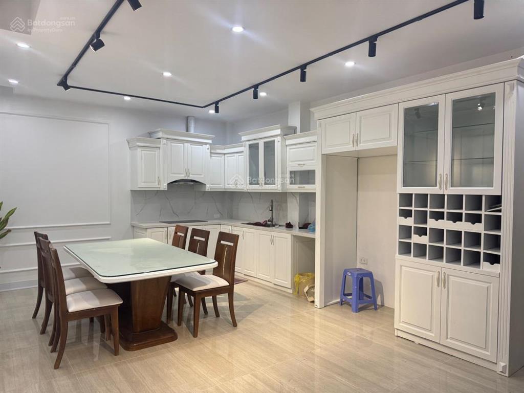 F0 cần bán gấp nhà kđt văn phú 65m2  vỉa hè đá bóng, 6 tầng thang máy, chỉ 18,9 tỷ  0927 113 ***