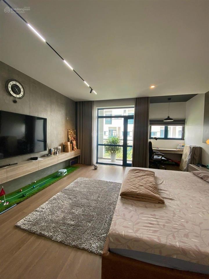 Galaxy vạn phúc chính chủ tôi cần bán gấp 100m26 tầng thang máy, full nội thất zalo 0927 113 ***