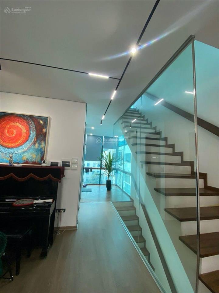 Galaxy vạn phúc chính chủ tôi cần bán gấp 100m26 tầng thang máy, full nội thất zalo 0927 113 ***