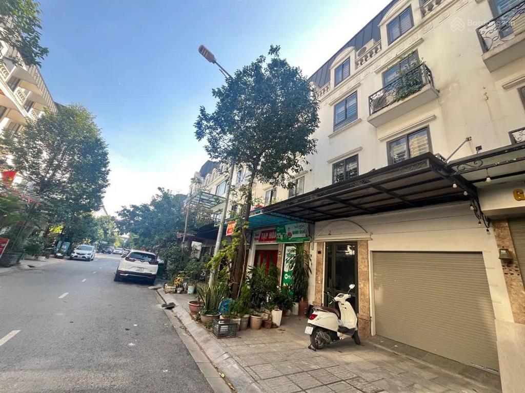 Phòng bán hàng kđt văn phú lk, tt, bt 90m2 vị trí đẹp  kd  giá đt chỉ 19,2 tỷ. cc 0927 113 ***