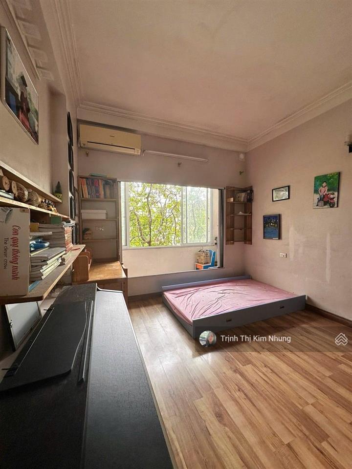Bán gấp nhà 48m23 thoángoto dừng đỗ cạnh uỷ ban phường yên phúc giá 11.4 tỷ có thương lượng