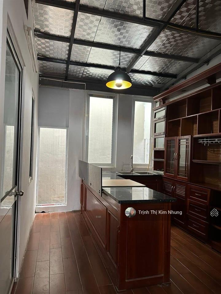 Cực phẩm cạnh mặt phố tố hữu  vị trí vip cạnh công viên  nhà 5 tầng  83m2 giá đầu tư cần bán gấp