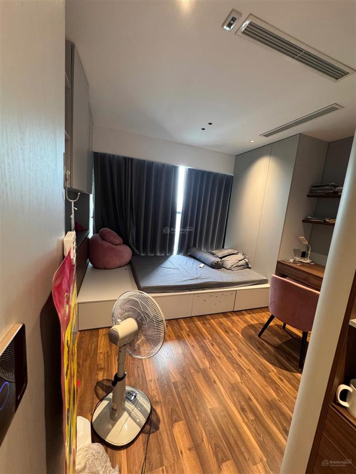Bán gấp chung cư diamond 136 hồ tùng mậu 140m2  lôgoc giá chỉ loanh quanh hơn 10tỷ  0927 113 ***