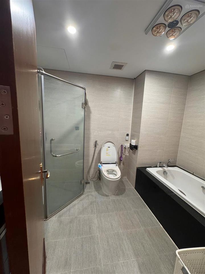 Bán gấp chung cư diamond 136 hồ tùng mậu 140m2  lôgoc giá chỉ loanh quanh hơn 10tỷ  0927 113 ***