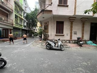Chính chủ bán gấp nhà tt8kđt văn quán ko bao giờ ngập chỉ 20 tỷ68m23 oto tránh
view xem pháo hoa