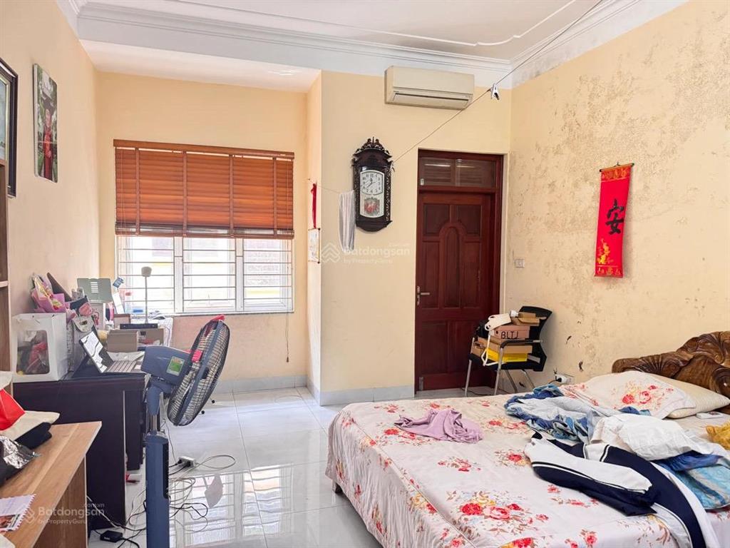 Chính chủ bán gấp nhà tt8kđt văn quán ko bao giờ ngập chỉ 20 tỷ68m23 oto tránh
view xem pháo hoa