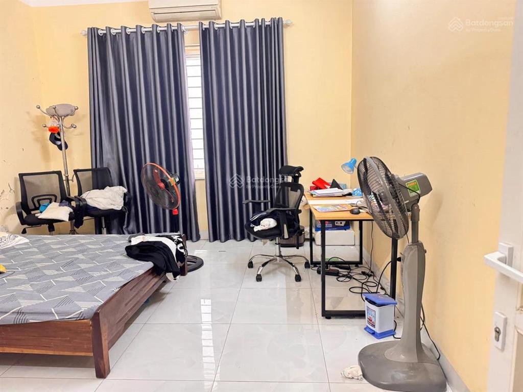 Chính chủ bán gấp nhà tt8kđt văn quán ko bao giờ ngập chỉ 20 tỷ68m23 oto tránh
view xem pháo hoa