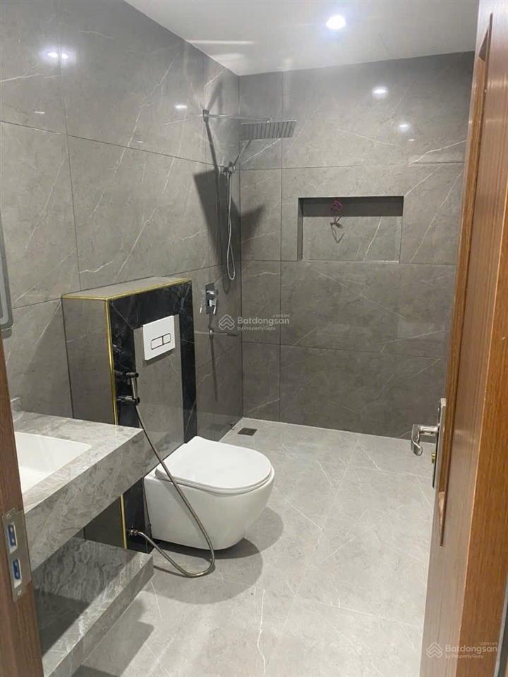 Bán gấp nhà kđt văn phú 70m25 tầng thang máy,kd sầm uất, cạnh công viên nhỉnh 19tỷ cc 0927 113 ***