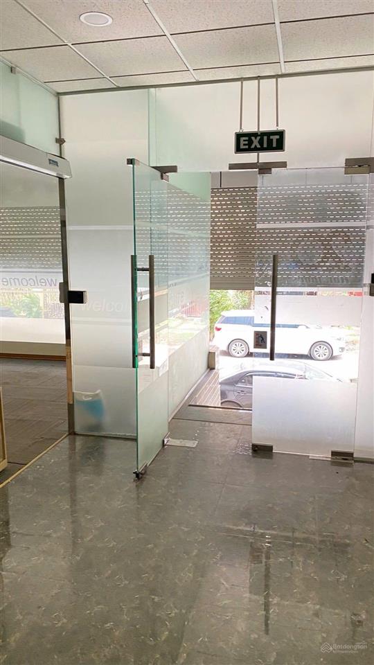 Bán tòa nhà văn phòng mặt phố kd hơn 100m2 giá đầu tư cần bán gấp giá 39 tỷ cần bán, 0927 113 ***