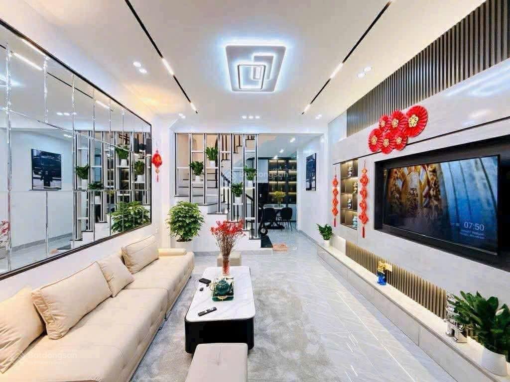 Cực vip! phố vũ tông phan, 10m ra phố, thoáng trước sau, nhà đẹp ở luôn, tiện ích ngập tràn 45m2x5t