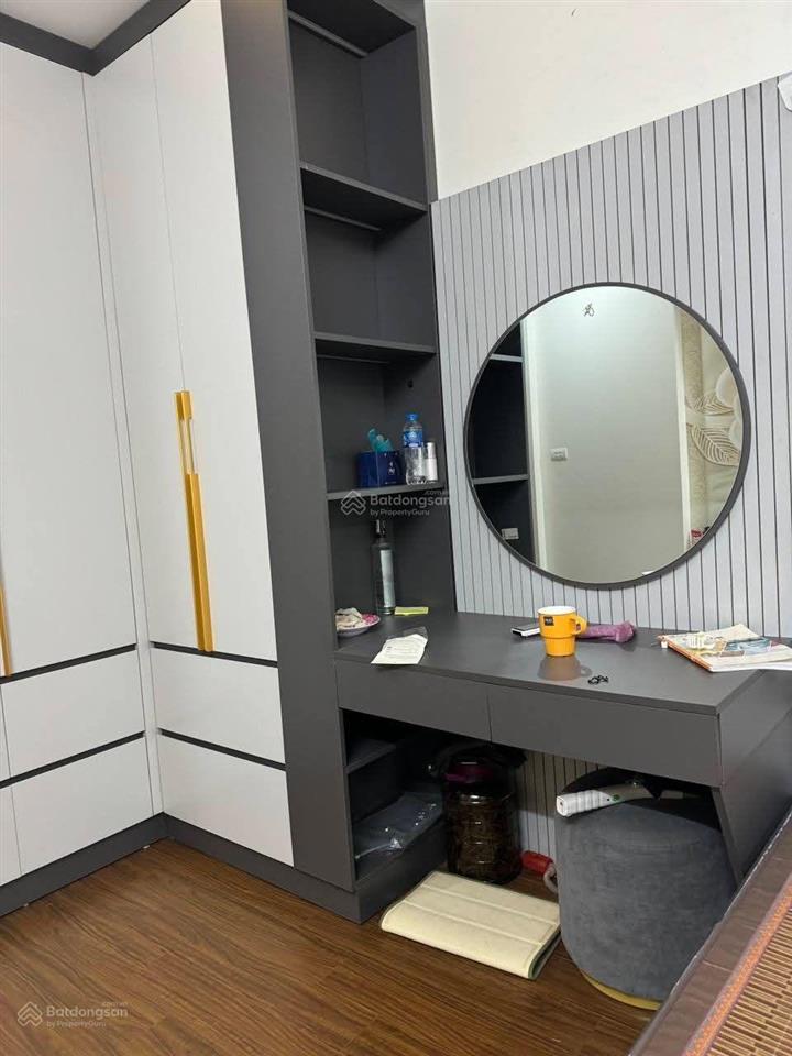 Cho thuê nhà 192 lê trọng tấn, nhà mới, 35m2, 3pn, full đồ mới, xịn, chỉ xách vali vào ở.