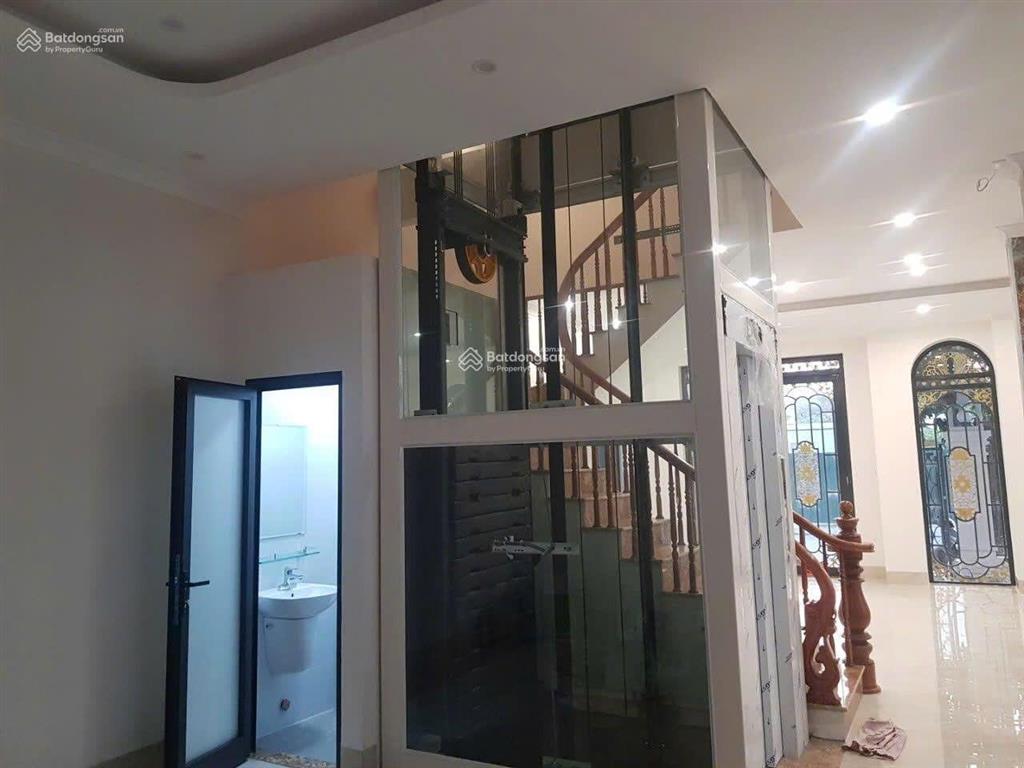 Cho thuê nhà ở kđt mới đại kim, 170m2*6 tầng, thang máy, 2 mặt tiền, ô tô đỗ ngày đêm,full điều hòa