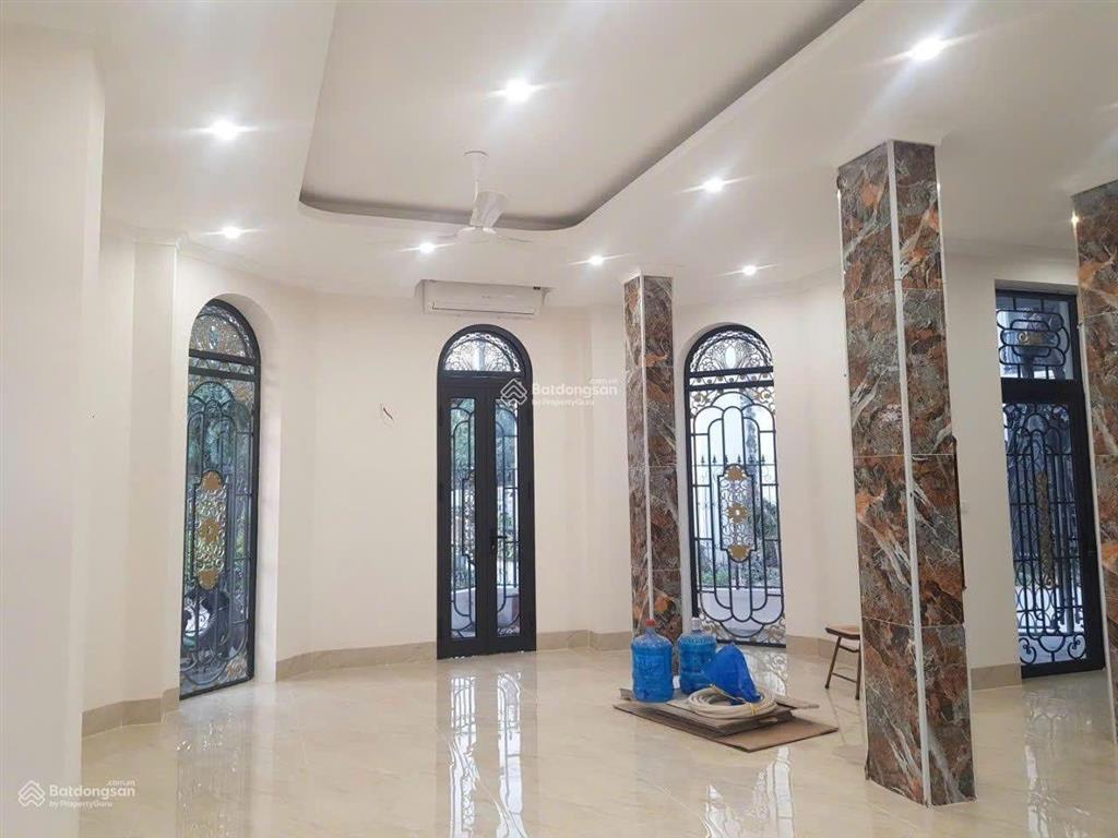 Cho thuê nhà ở kđt mới đại kim, 170m2*6 tầng, thang máy, 2 mặt tiền, ô tô đỗ ngày đêm,full điều hòa