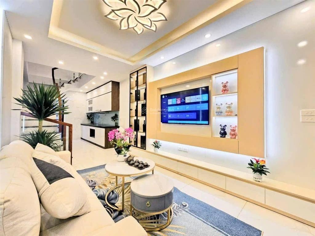 Siêu hiếm! phố vũ tông phan vài bước ra ô tô, nhà dân xây chắc chắn, đẹp ở ngay, 45m2*5t, ngõ thông