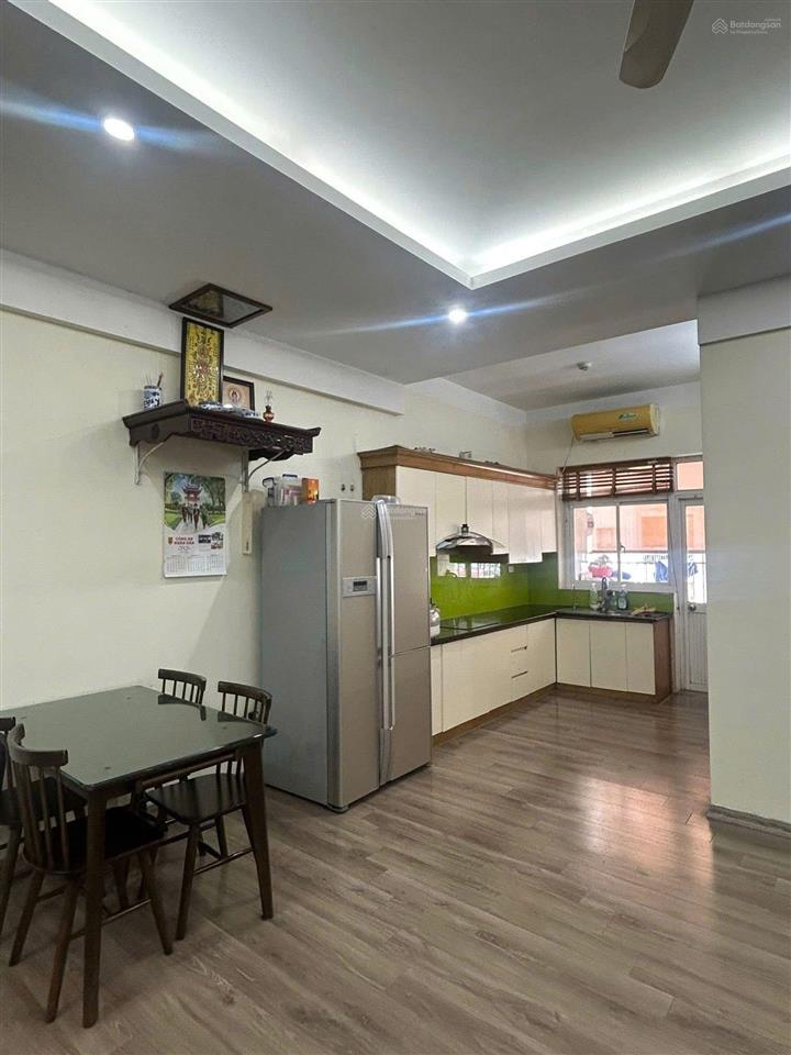 Cho thuê chung cư 310 minh khai, 105m2, 3 pn, full đồ, nhà mới đẹp nội thất xịn, vào luôn.