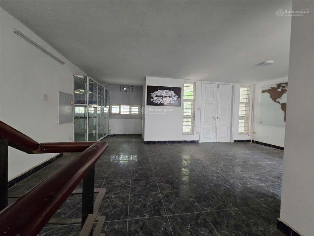 Cho thuê nhà khu đô thị đại kim, 160m2*5t, đường ô tô tránh, đỗ ngày đêm, phù hợp ở kinh doanh, vp.
