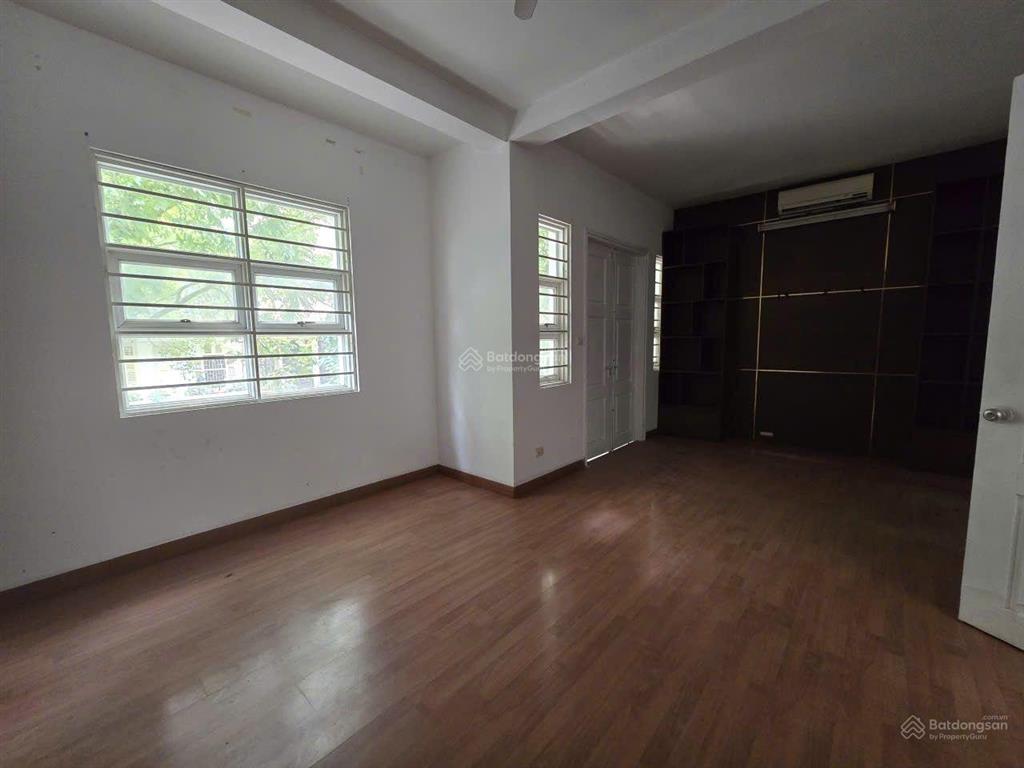 Cho thuê nhà khu đô thị đại kim, 160m2*5t, đường ô tô tránh, đỗ ngày đêm, phù hợp ở kinh doanh, vp.