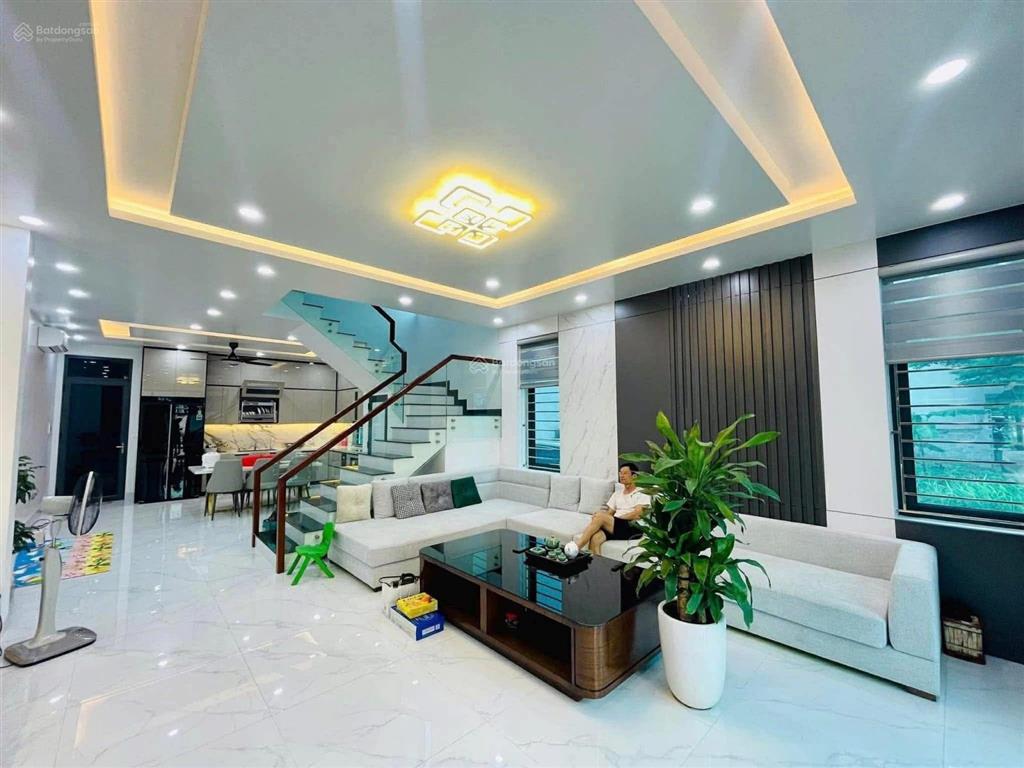 Nhà thật ảnh thật, phố khương đình, thang máy, 20m ra ô tô, ngõ rộng thoáng, 42m2*6t, nhà siêu đẹp.