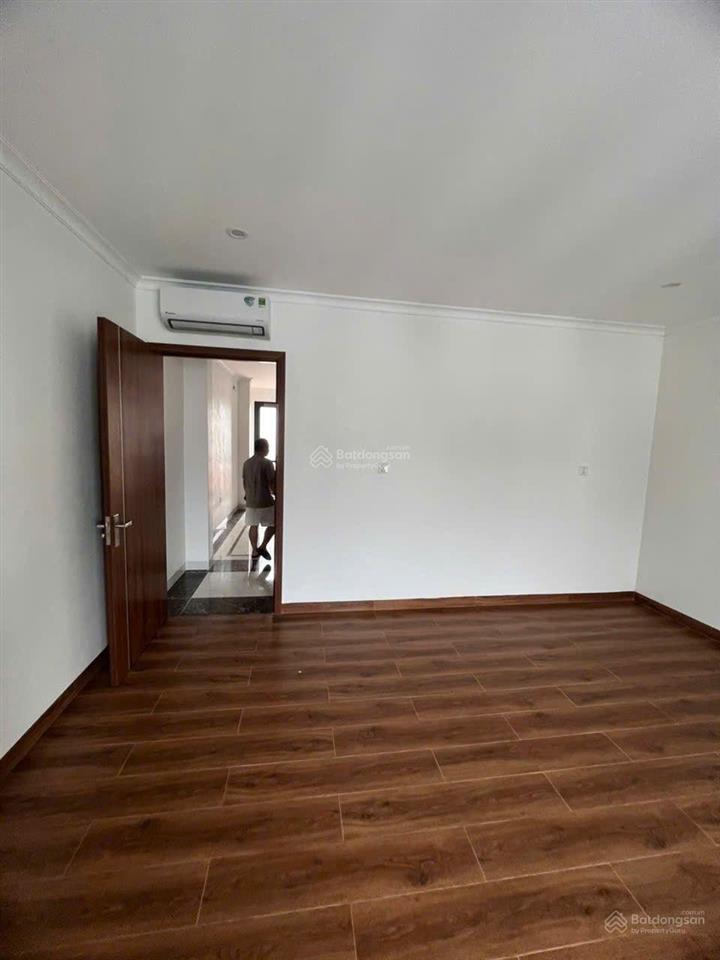 Cho thuê liền kề khu louis hoàng mai  110m² hoàn thiện đẹp, thang máy, mới tinh, đh, nl đầy đủ.