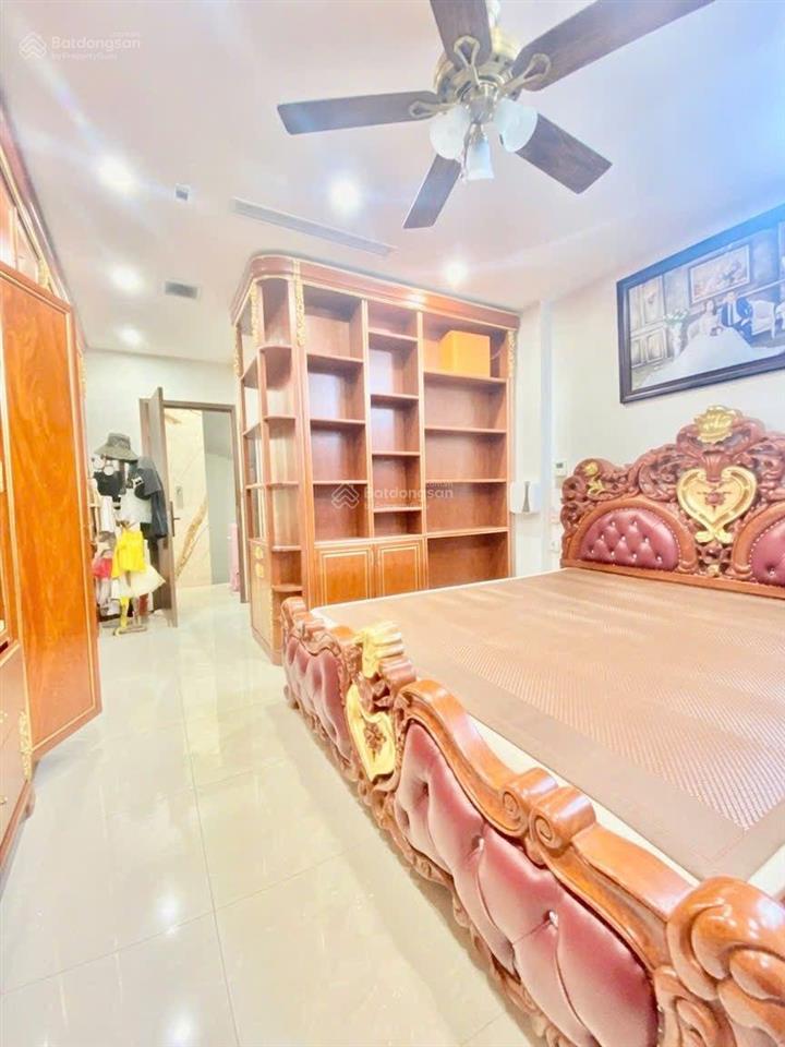 Cho thuê nhà mặt phố giáp bát 50m2*8t, thang máy, full nội thất, nhà mới đẹp long lanh, ô tô đỗ cửa