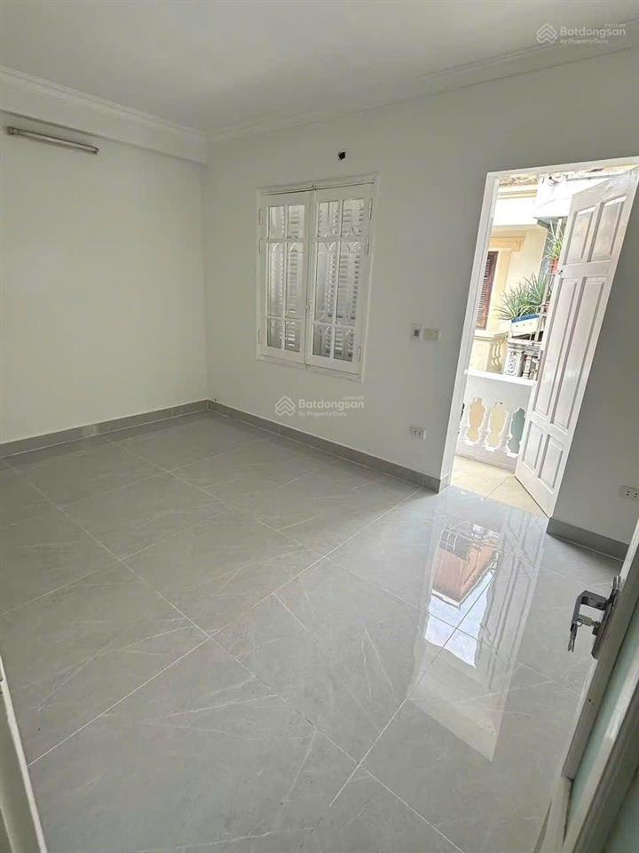 Cho thuê nhà liền kề kđt định công,gần bv bưu điện 70m2*5t, ô tô đỗ cửa ngày đêm, phù hợp vp, kho..