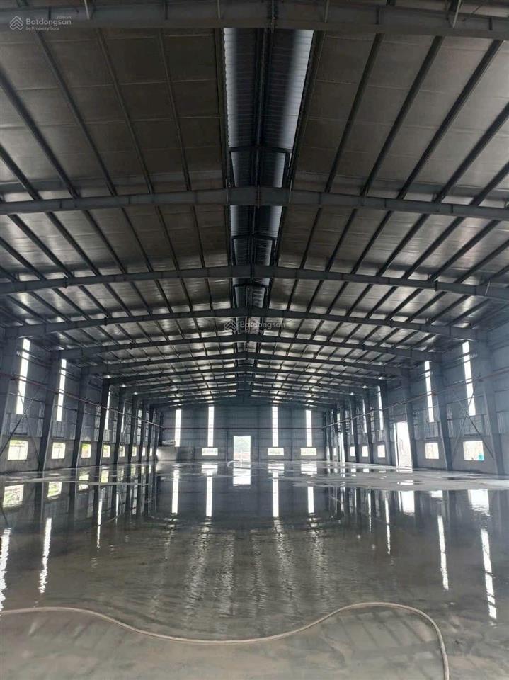 Cho thuê kho xưởng ở thường tín hà nội, 2000m2, điện ba pha, xe cont vào tận nơi, phù hợp kho hàng