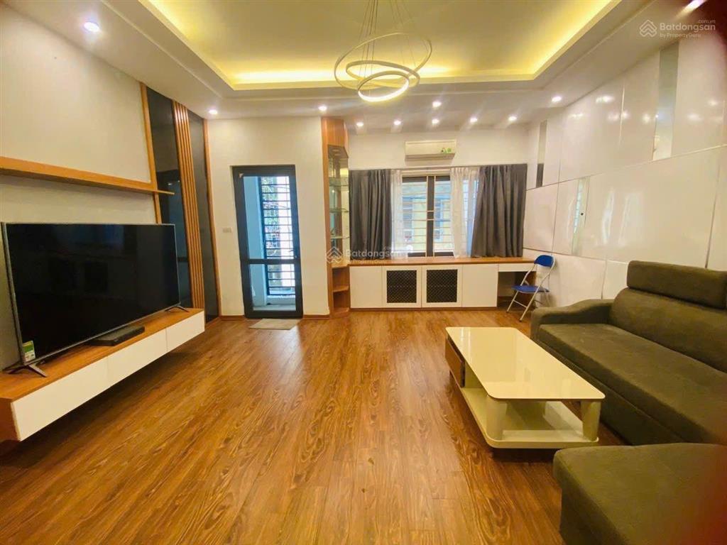 Cho thuê nhà phố định công, ô tô đỗ cửa, 70m2*5t, đẹp long lanh, phù hợp ở, vp, kdol, spa..
