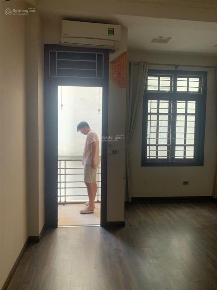 Cho thuê nhà phố tô vĩnh diện, 60m2*4t, 4 pn,có sân để xe phía trước, full đồ, nhà đẹp thoáng mát..