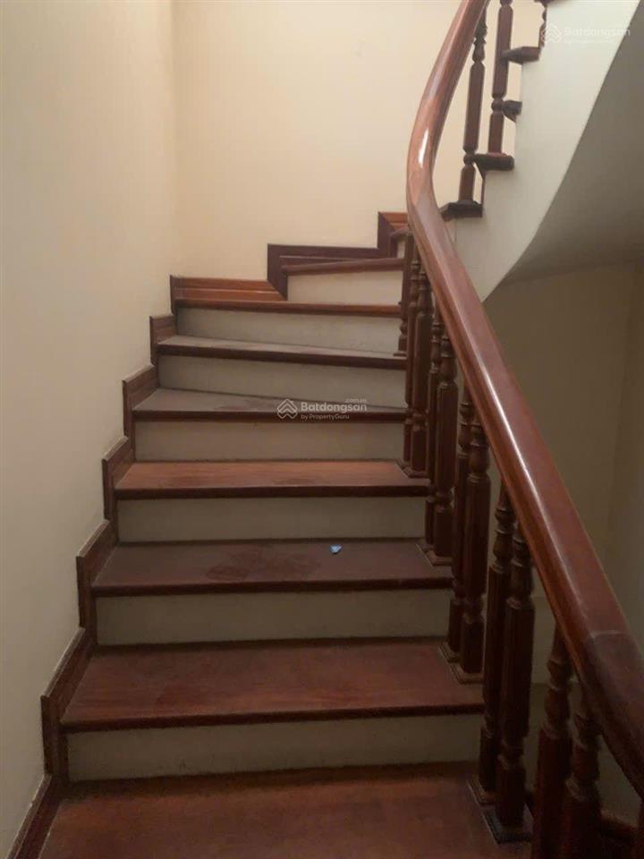 Cho thuê nhà phố tô vĩnh diện, 60m2*4t, 4 pn,có sân để xe phía trước, full đồ, nhà đẹp thoáng mát..