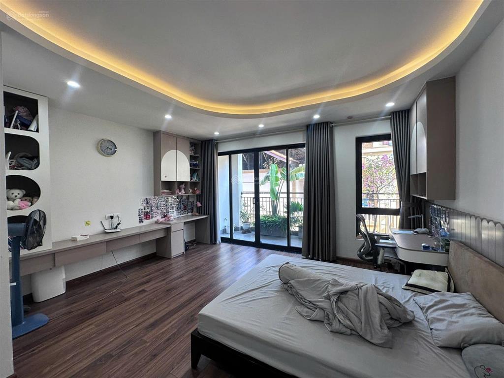Cho thuê nhà siêu đẹp phố lạc trung, thang máy, ngõ ô tô tránh,90m2*6t phù hợp ở, kinh doanh, vp...