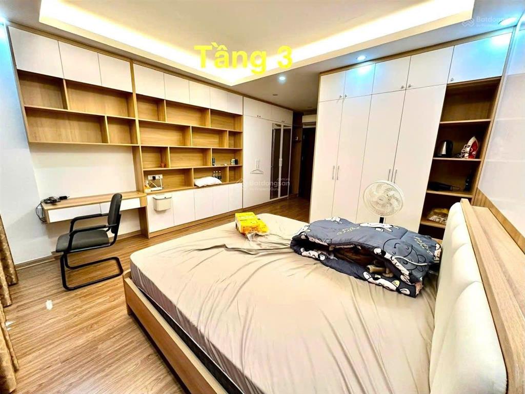 Cho thuê nhà mặt phố trương định, thang máy, 60m2*6t, nhà đẹp long lanh, ô tô đỗ cửa