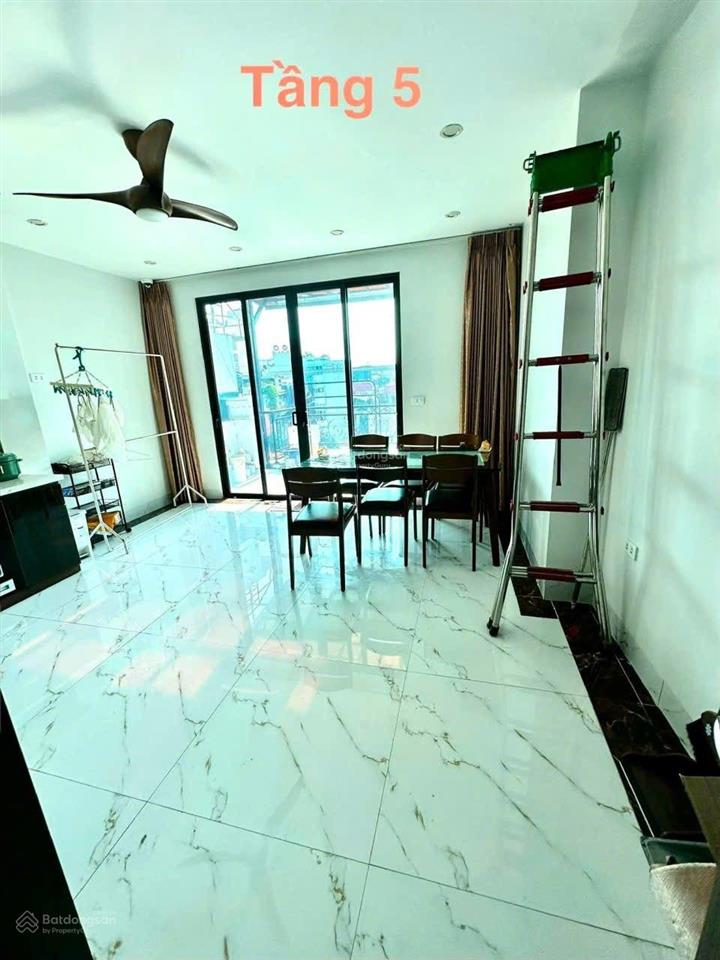 Cho thuê nhà mặt phố trương định, thang máy, 60m2*6t, nhà đẹp long lanh, ô tô đỗ cửa