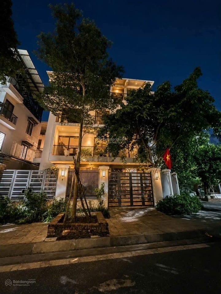 Cho thuê nhà vườn kinh doanh & ở the eden rose 160m2 ôtô đỗ ngày đêm, phù hợp ở kd, spa, vp, studio