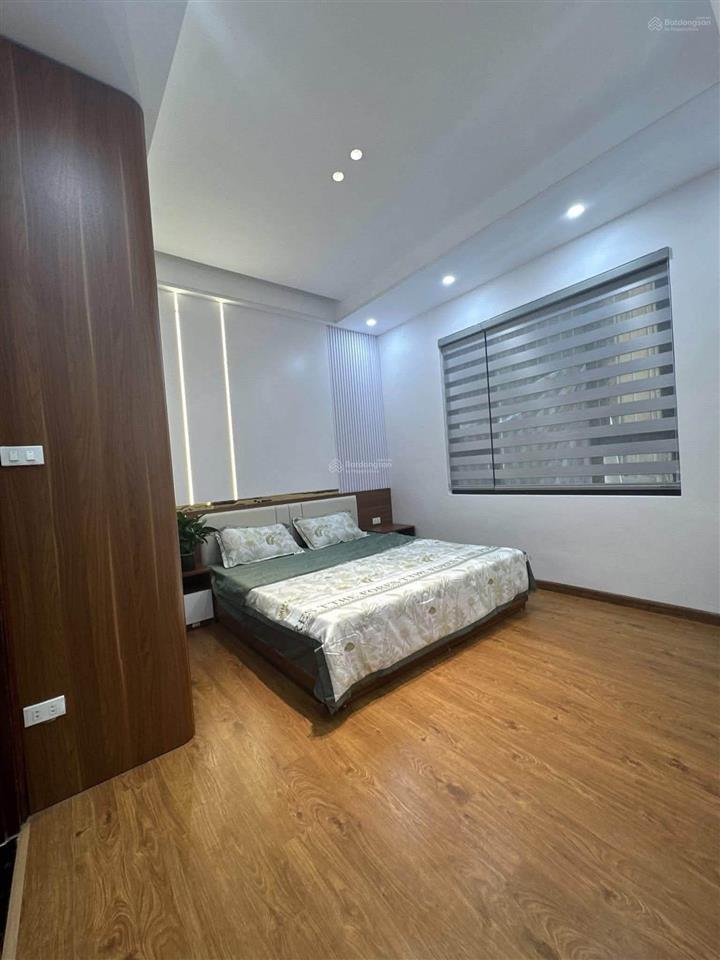 Cho thuê nhà siêu phẩm phố định công thượng, 40m2*4t, 4pn, full đồ mới tinh, chỉ xách vali vào ở.
