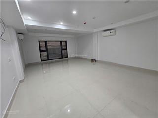Cho thuê liền kề 120 định công,70m2* 6t, thang máy, mới đẹp long lanh,ô tô đỗ cửa, phù hợp vp cty..