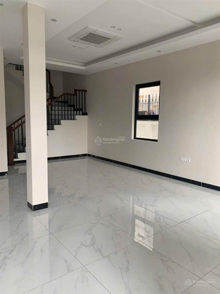 Cho thuê biệt thự liền kề đại kim mới, thang máy, nhà mới tinh. phù hợp văn phòng cty, ô tô tránh
