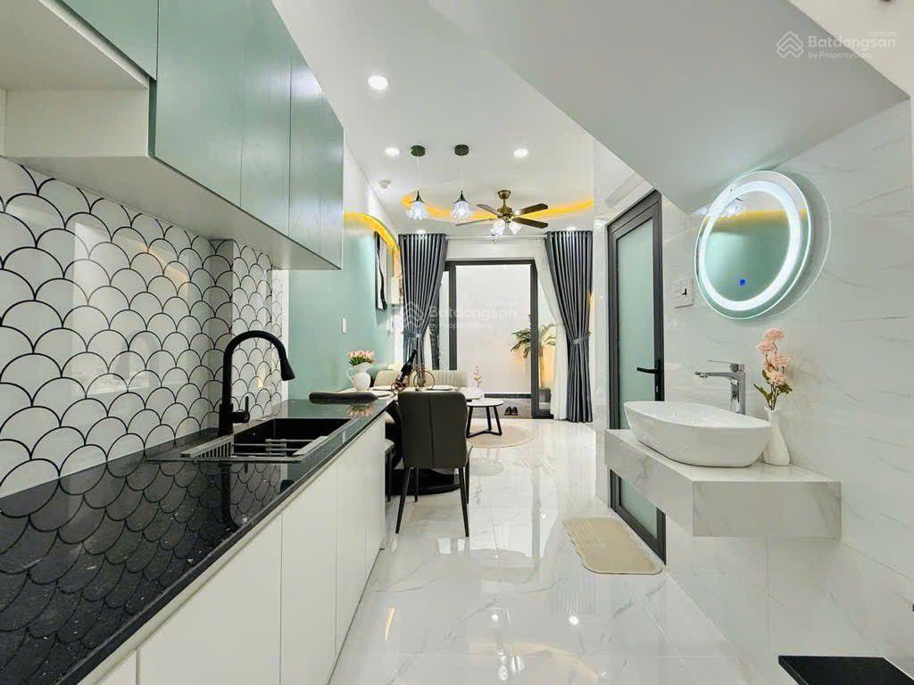 Biệt thự mini, 107.9m2, nhỉnh 6 tỷ, ngay đường trần thị cờ, hẻm xe hơi.  ngà nhà phố