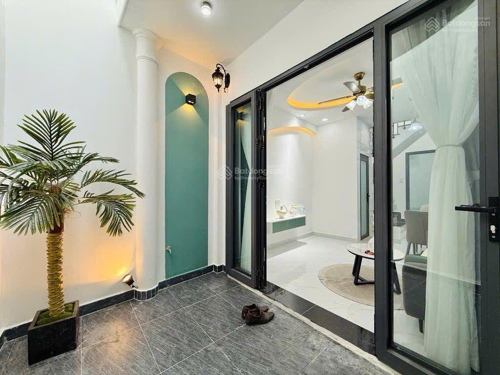 Biệt thự mini, 107.9m2, nhỉnh 6 tỷ, ngay đường trần thị cờ, hẻm xe hơi.  ngà nhà phố