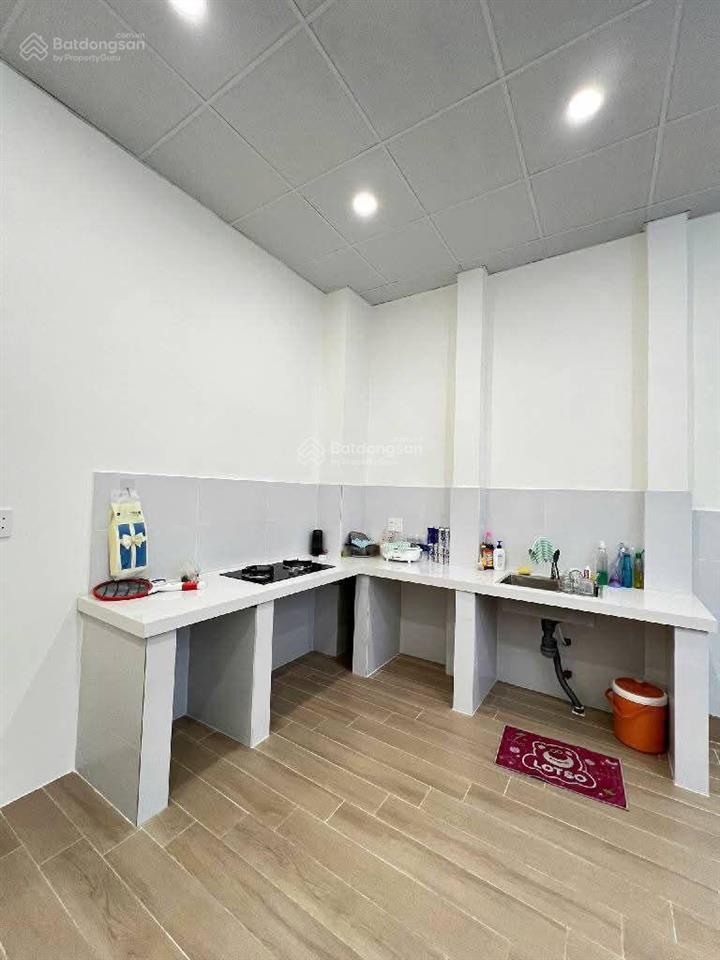 Nhà 68m2, nhỉnh 3 tỷ đường trần thị hè,  ngà nhà phố xem nhà trực tiếp