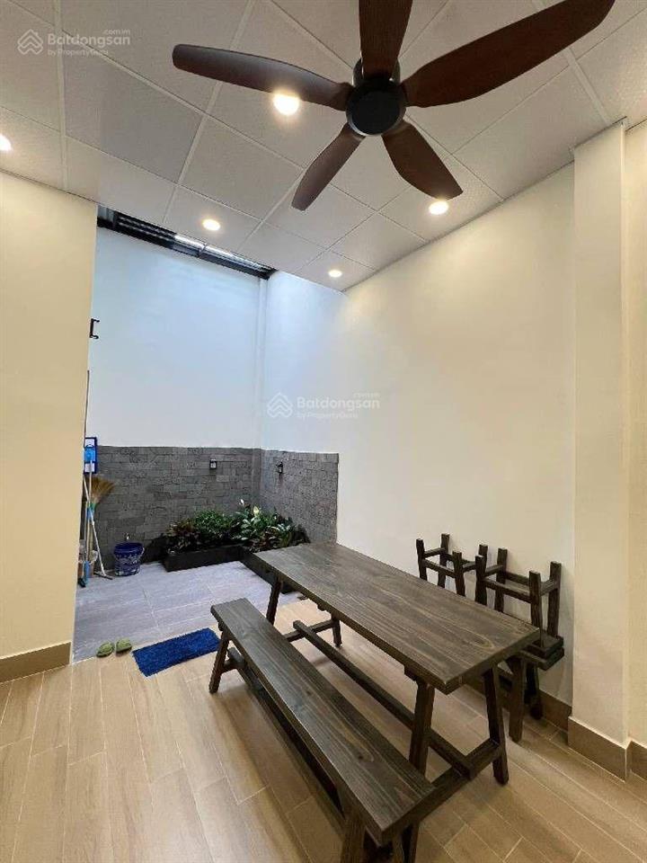 Nhà dương thị mười,135 m2, hẻm xe hơi nhỉnh 6 tỷ. ngà nhà thật xem nhà trực tiếp.