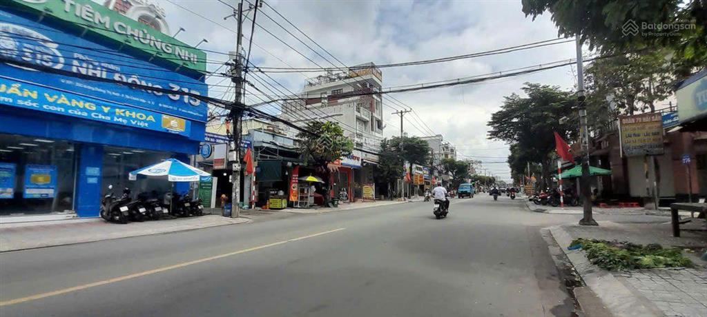 Nhà dương thị mười,135 m2, hẻm xe hơi nhỉnh 6 tỷ. ngà nhà thật xem nhà trực tiếp.